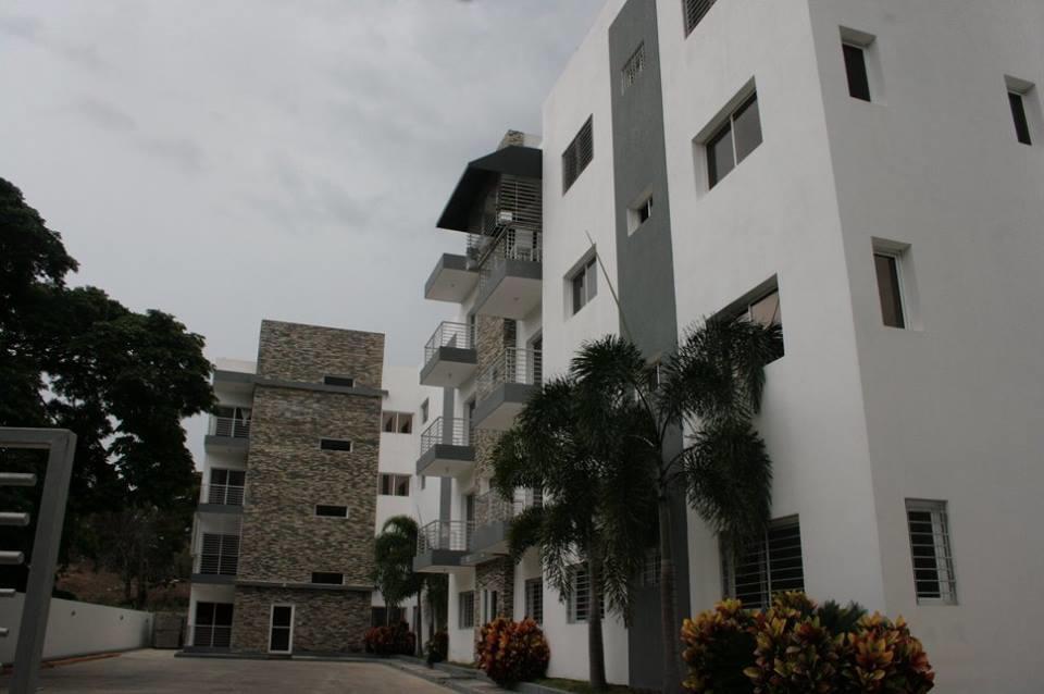 Residencial Vista Del Bosque Apartment Сантяго де лос Кабайерос Екстериор снимка